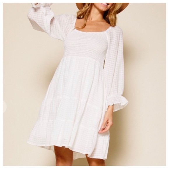 Gorgeous White tiered Dress - Picture 2 of 5